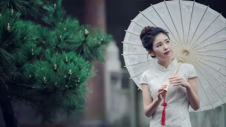 扬州云帛裁艺旗袍定制：把时光淬炼的风雅，穿成日常的仪式感